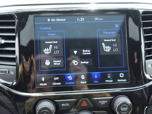 Used 2021 Jeep Grand Cherokee Laredo X image 47