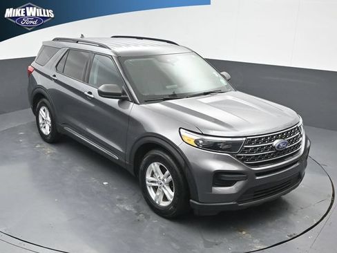 Certified 2023 Ford Explorer XLT RWD image 9