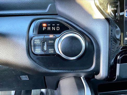 Certified 2023 RAM 1500 Big Horn image 32