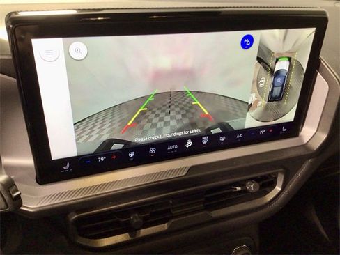 Used 2025 Ford Bronco Sport Badlands image 2