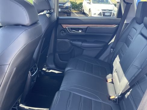 Used 2018 Honda CR-V Touring image 14