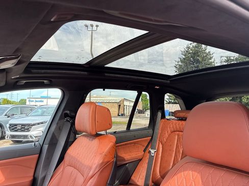 New 2026 BMW X5 xDrive40i w/ Executive Package AWD/4WD image 17
