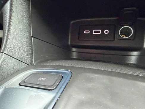 Used 2023 Chevrolet Equinox LS AWD/4WD image 76