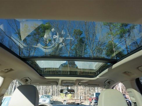 Used 2011 Audi Q5 3.2 Prestige image 13