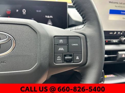 Certified 2026 Toyota RAV4 XSE w/ Panoramic Sun Roof Package AWD/4WD image 23