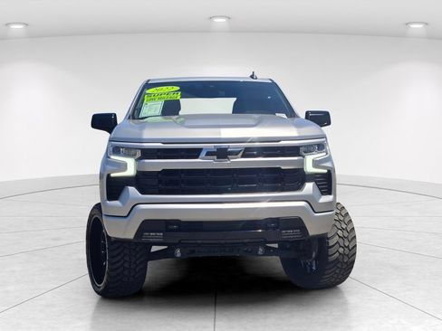 Used 2022 Chevrolet Silverado 1500 RST AWD/4WD image 2
