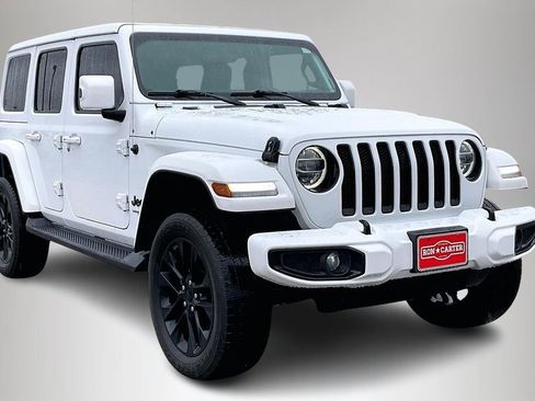 Used 2020 Jeep Wrangler Unlimited Sahara image 1