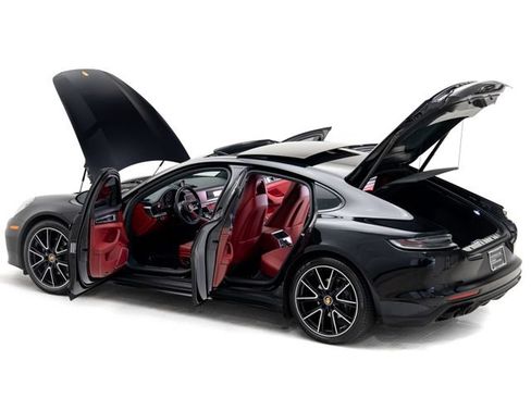 Certified 2023 Porsche Panamera 4 Platinum Edition AWD/4WD image 31
