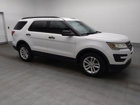 Used 2017 Ford Explorer FWD image 11