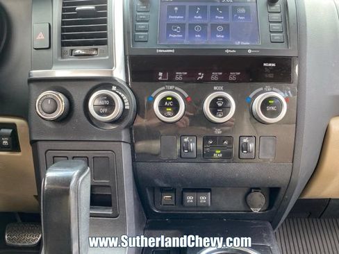 Used 2020 Toyota Sequoia Limited AWD/4WD image 32