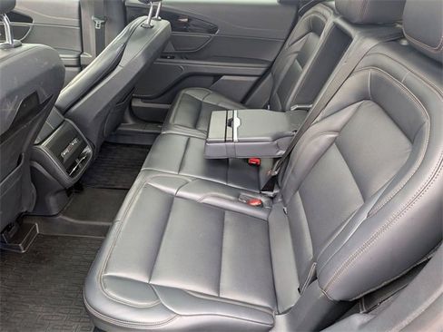 Certified 2024 Lincoln Nautilus Premier w/ Equipment Group 102A image 22