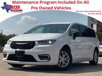 Used 2024 Chrysler Pacifica Touring-L FWD video 1
