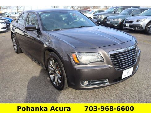 Used 2014 Chrysler 300 S image 1