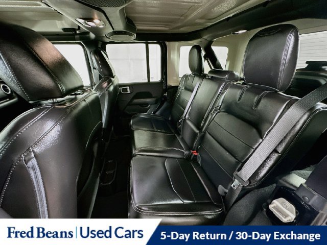 Used 2023 Jeep Wrangler Unlimited Sahara w/ Cold Weather Group AWD/4WD image 31