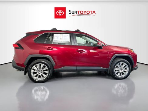Used 2025 Toyota RAV4 XLE Premium FWD image 2