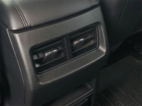 Certified 2024 Ford Edge SEL w/ Convenience Package image 25