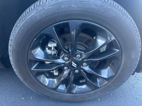 Used 2025 Dodge Durango R/T image 3