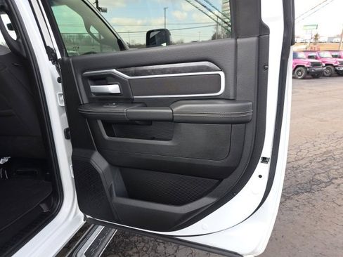 Used 2024 RAM 2500 Big Horn w/ Safety Group image 53