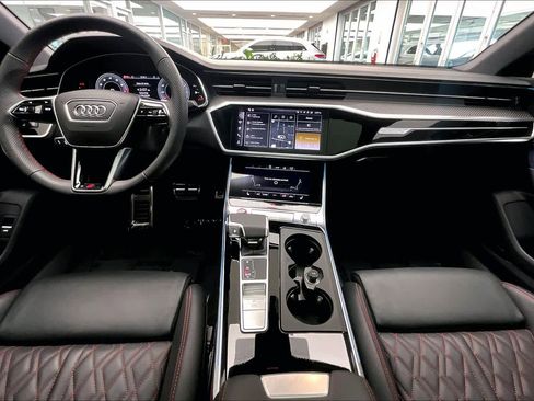 Used 2025 Audi S7 Premium Plus image 15
