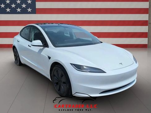 Used 2025 Tesla Model 3 RWD image 8