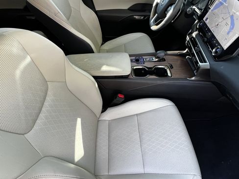 Used 2023 Lexus RX 350 w/ Cold Area Package AWD/4WD image 43