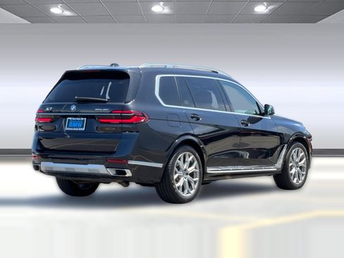 Used 2025 BMW X7 xDrive40i AWD/4WD image 8
