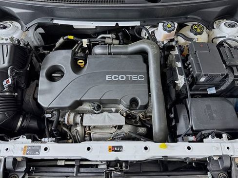 Used 2021 Chevrolet Equinox LT image 31