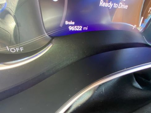 Used 2021 Chrysler Pacifica Pinnacle FWD image 5
