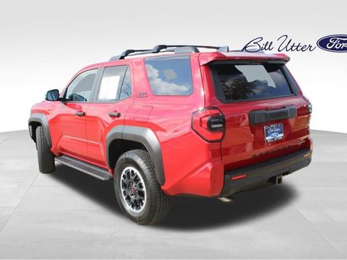 Used 2025 Toyota 4Runner TRD Off-Road image 7