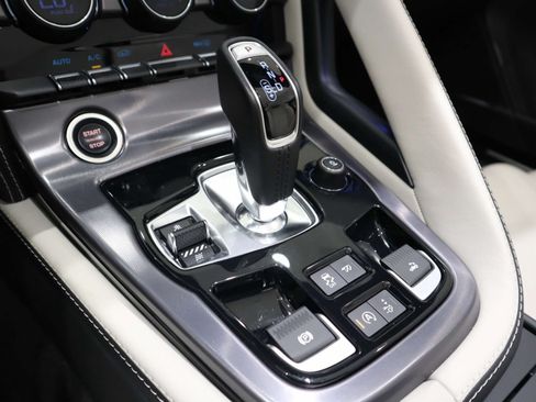 Used 2024 Jaguar F-TYPE Convertible AWD image 36