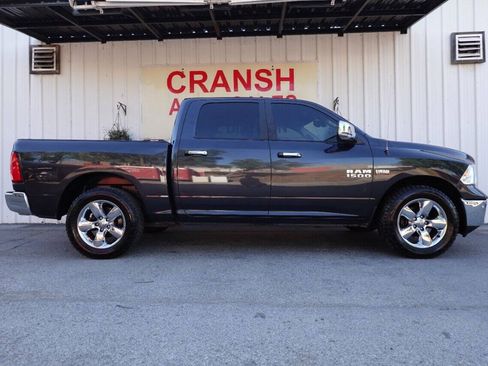 Used 2018 RAM 1500 Lone Star RWD image 2