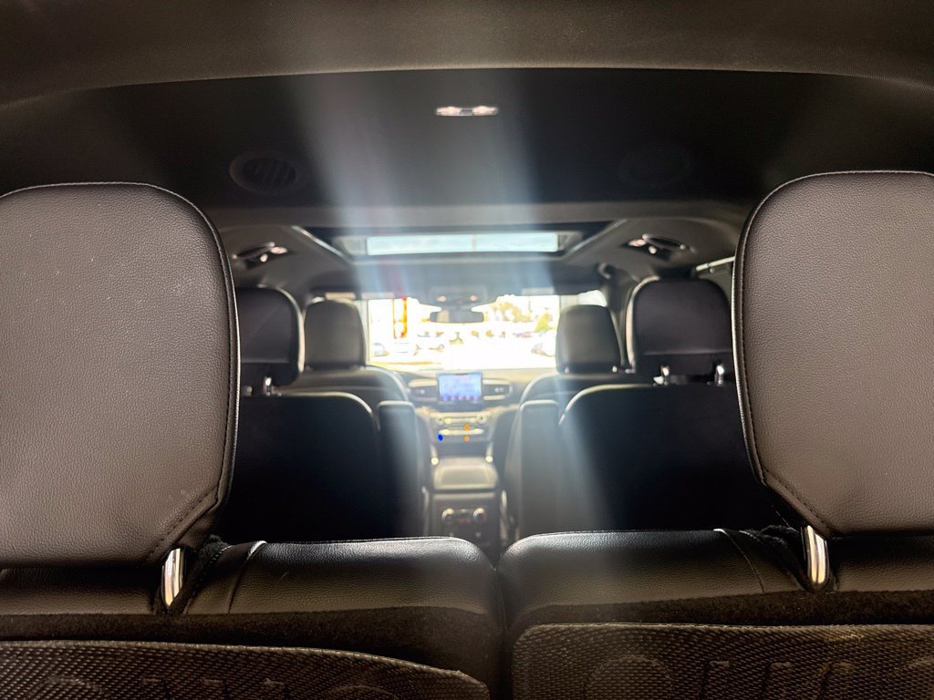 Used 2020 Ford Explorer Limited AWD/4WD image 19