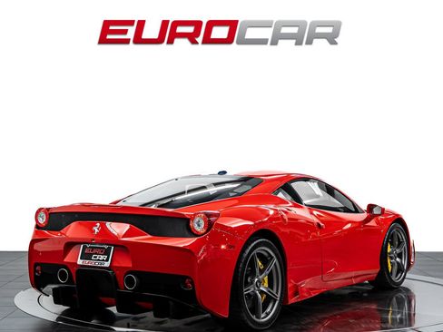 Used 2015 Ferrari 458 Speciale Coupe RWD image 5
