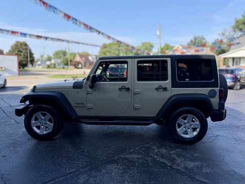 Used 2017 Jeep Wrangler Unlimited Sport w/ Quick Order Package 24S AWD/4WD image 5