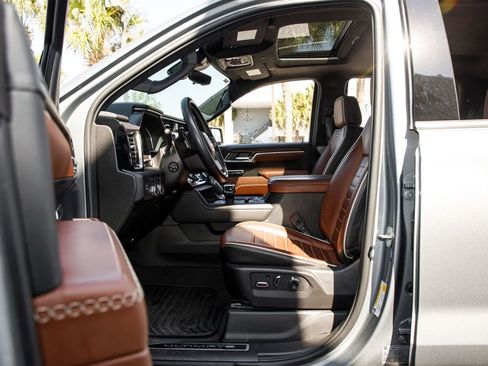 Used 2024 GMC Sierra 1500 Denali Ultimate image 26