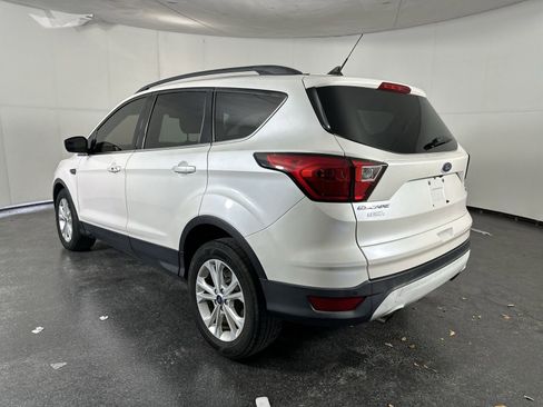 Used 2019 Ford Escape SEL image 9