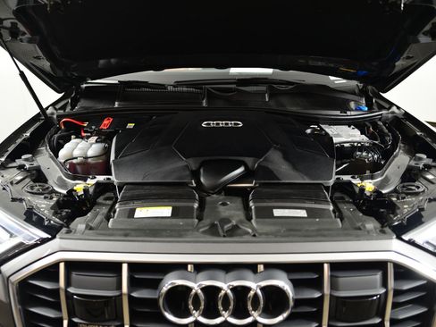 Used 2021 Audi Q7 3.0T Premium Plus image 16