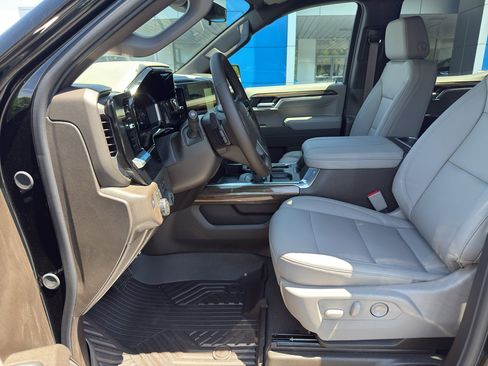New 2026 Chevrolet Silverado 1500 LT Trail Boss w/ LT Trail Boss Premium Package AWD/4WD image 37
