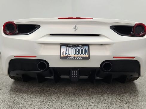 Used 2017 Ferrari 488 Spider RWD image 20