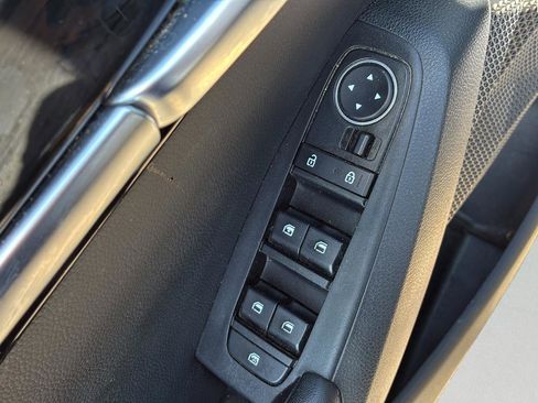 Certified 2023 Kia Seltos S w/ Navigation Package FWD image 21