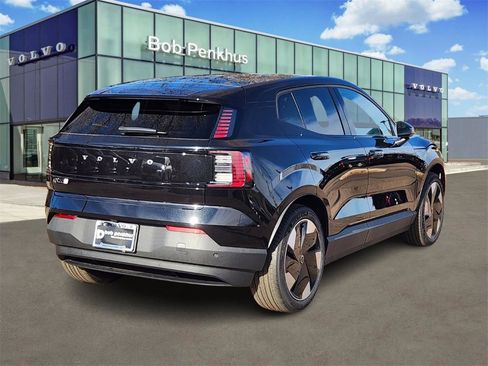 New 2025 Volvo EX30 Plus w/ Protection Package Premier image 24