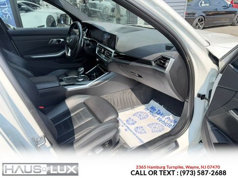 Used 2019 BMW 330i xDrive Sedan w/ Premium Package AWD/4WD image 12