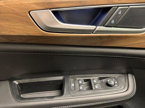 New 2026 Volkswagen Atlas SE image 10