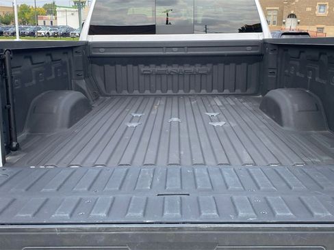 Used 2023 GMC Sierra 3500 Denali w/ Denali Ultimate Package image 11