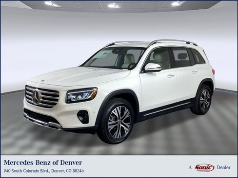 New 2025 Mercedes-Benz GLB 250 4MATIC image 1