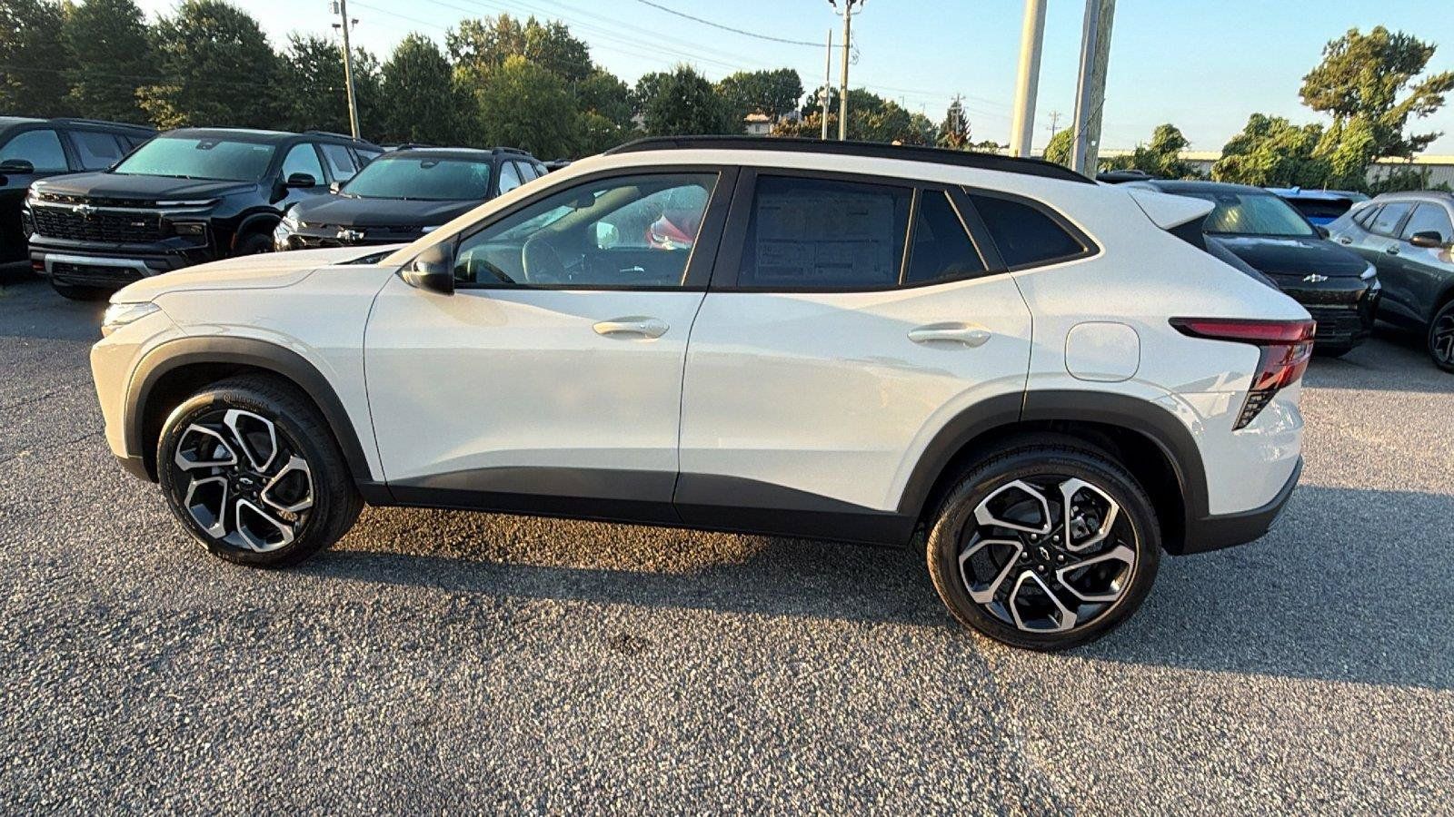 New 2026 Chevrolet Trax RS w/ Driver Confidence Package FWD image 10
