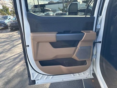 Used 2023 Ford F350 Lariat w/ Lariat Ultimate Package image 26