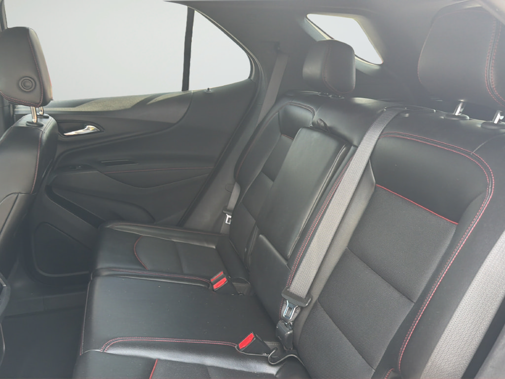 Used 2022 Chevrolet Equinox RS w/ RS Leather Package FWD image 29
