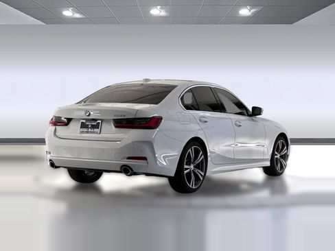 Used 2024 BMW 330i Sedan RWD image 9