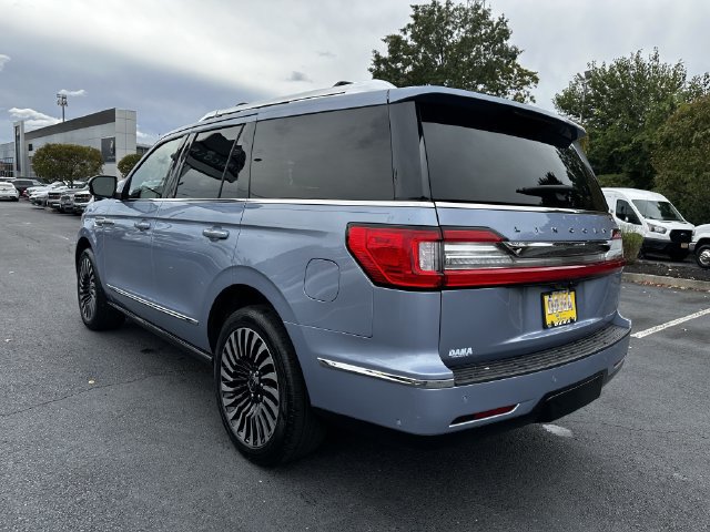 Certified 2020 Lincoln Navigator Black Label w/ Cargo Convenience Package AWD/4WD image 7